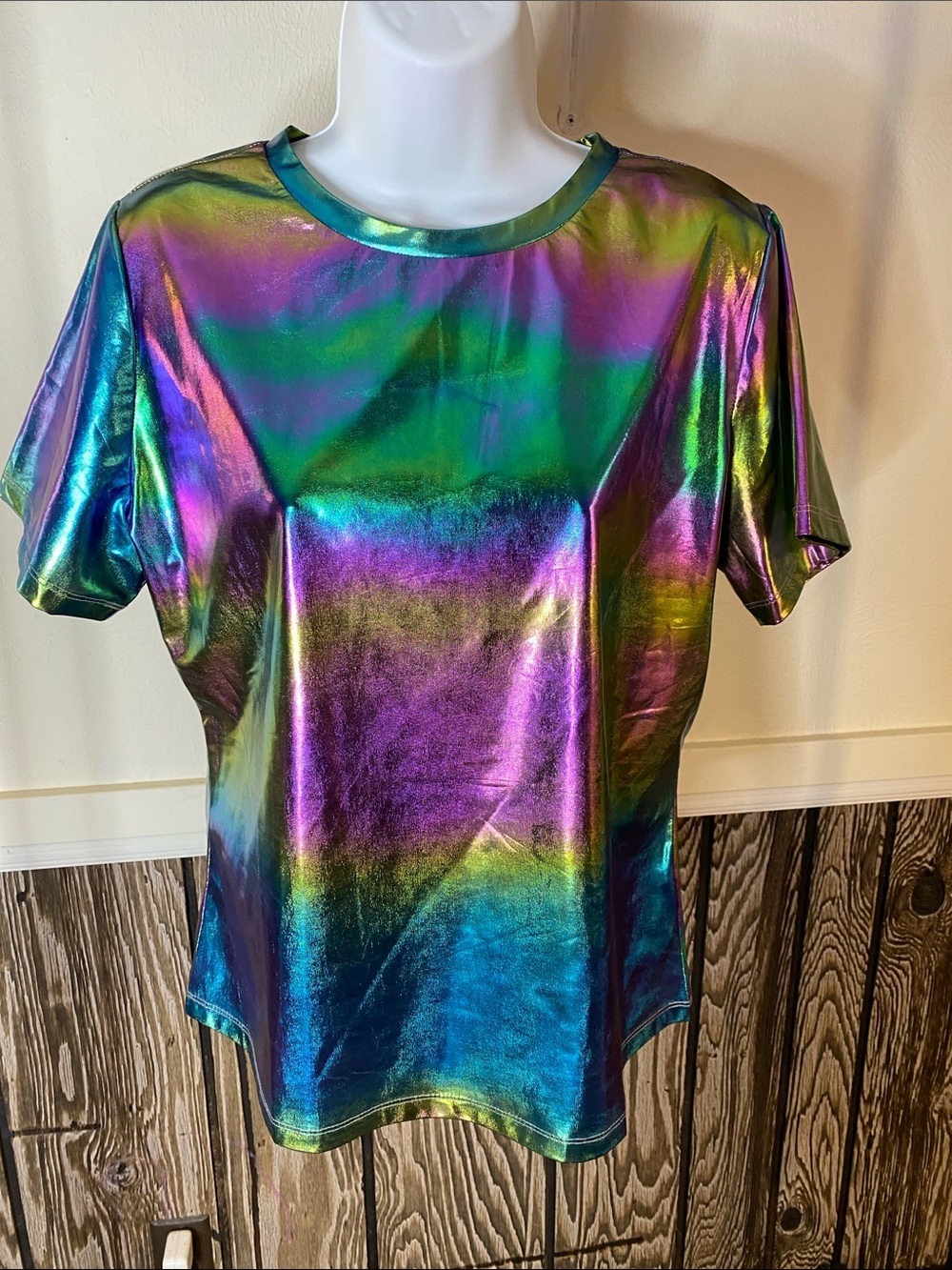 Allegra K Iridescent Green-Purple Holographic Top
